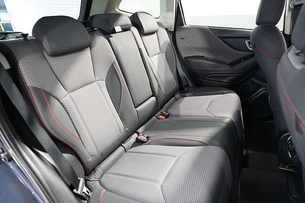 2021 Subaru Forester 2.5i Sport S5