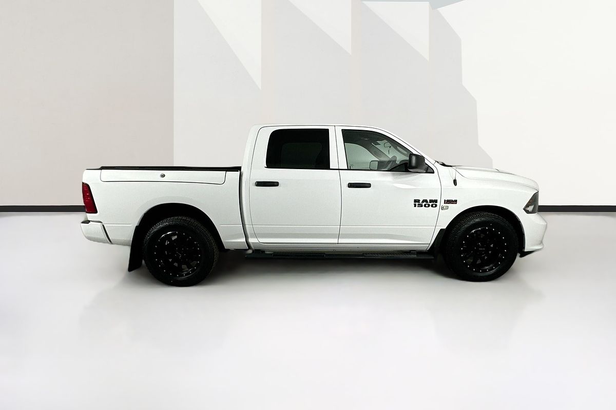 2022 RAM 1500 EXPRESS RAMBOX DS MY22 4X4
