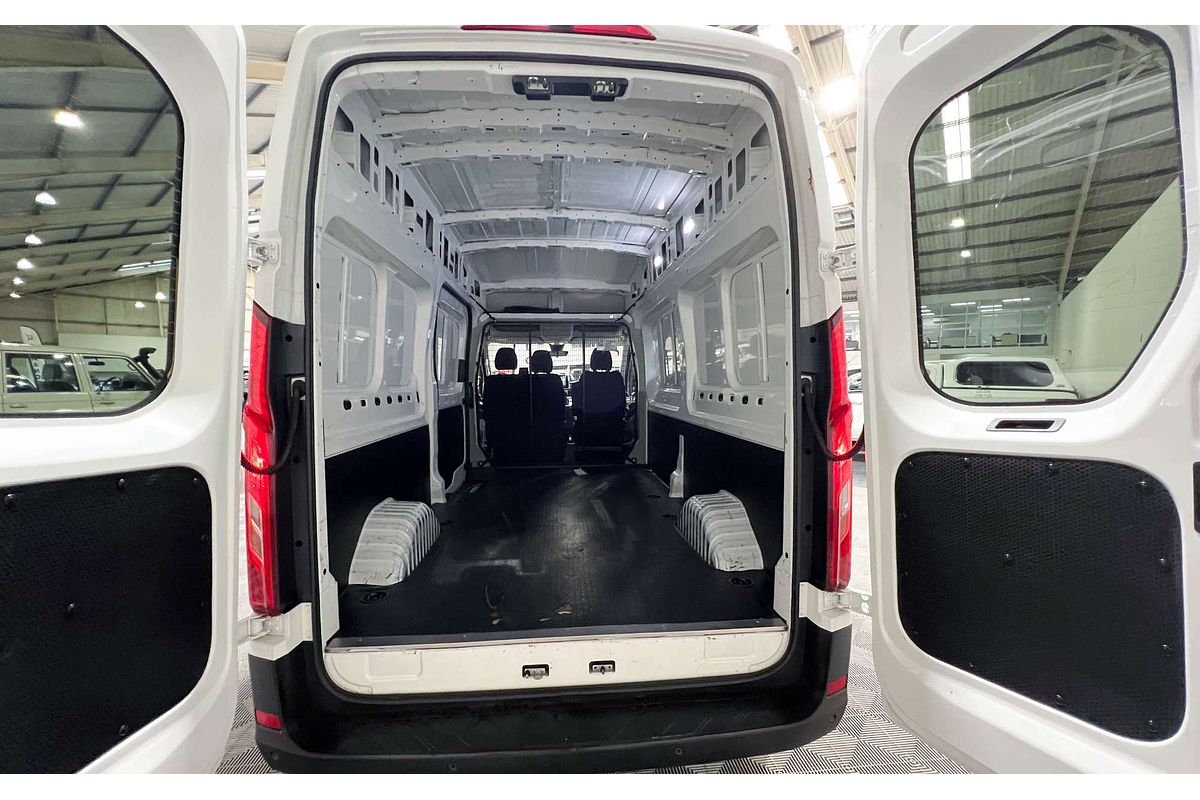 2021 LDV Deliver 9 LWB