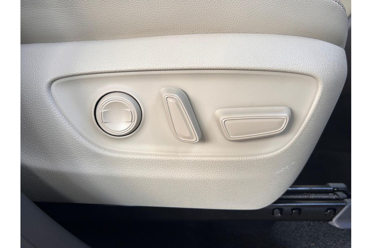 2021 Toyota Kluger Grande AXUH78R