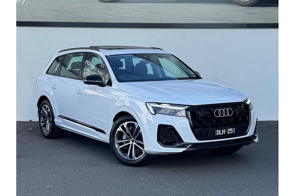 2024 Audi Q7 45 TFSI 4M