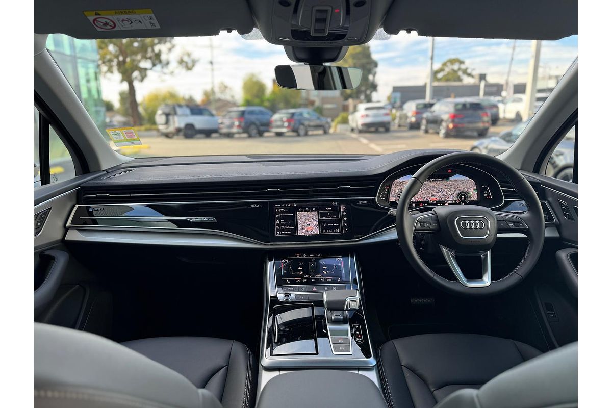 2024 Audi Q7 45 TFSI 4M