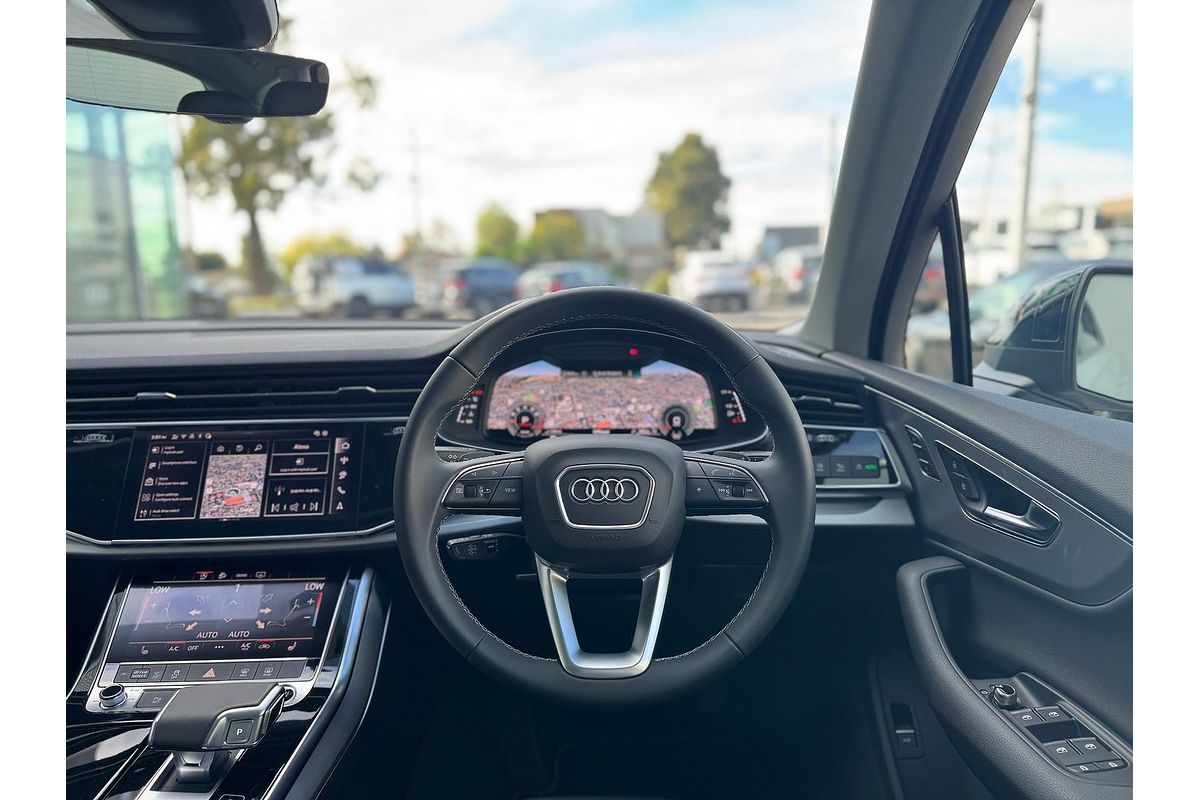 2024 Audi Q7 45 TFSI 4M