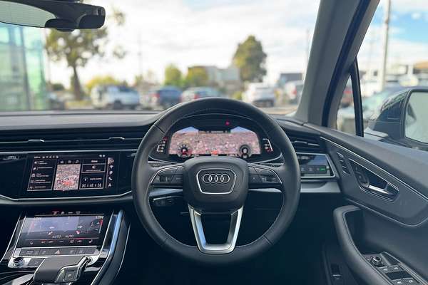 2024 Audi Q7 45 TFSI 4M