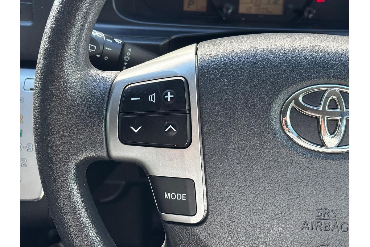 2017 Toyota Hiace Commuter KDH223R