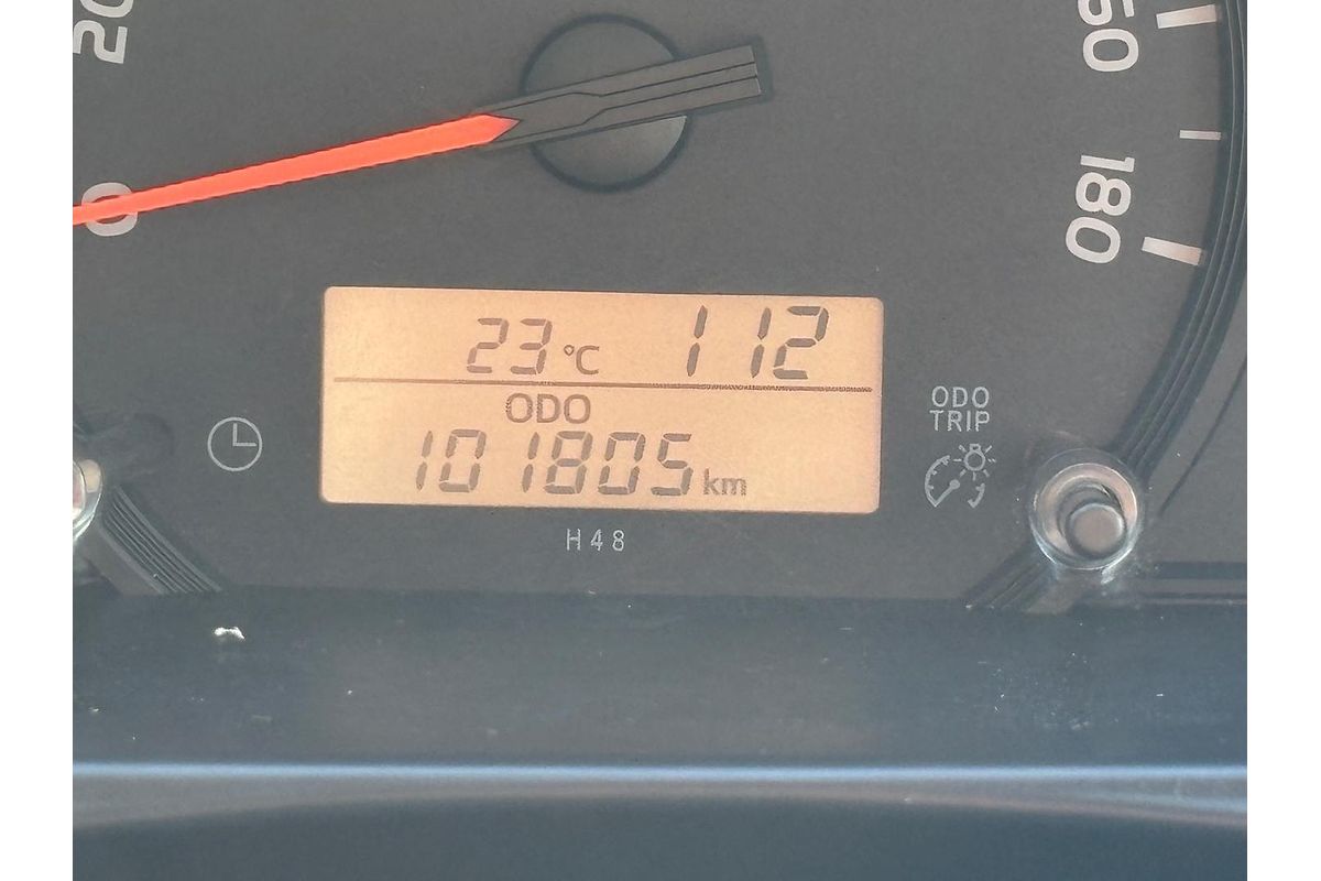 2017 Toyota Hiace Commuter KDH223R