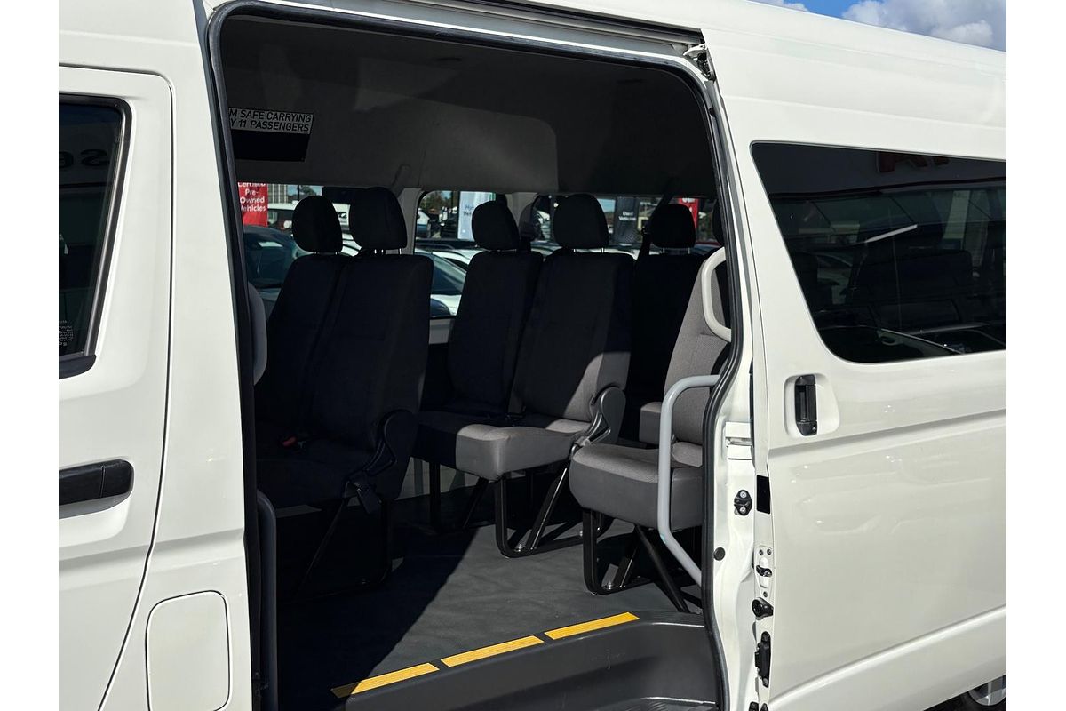 2017 Toyota Hiace Commuter KDH223R