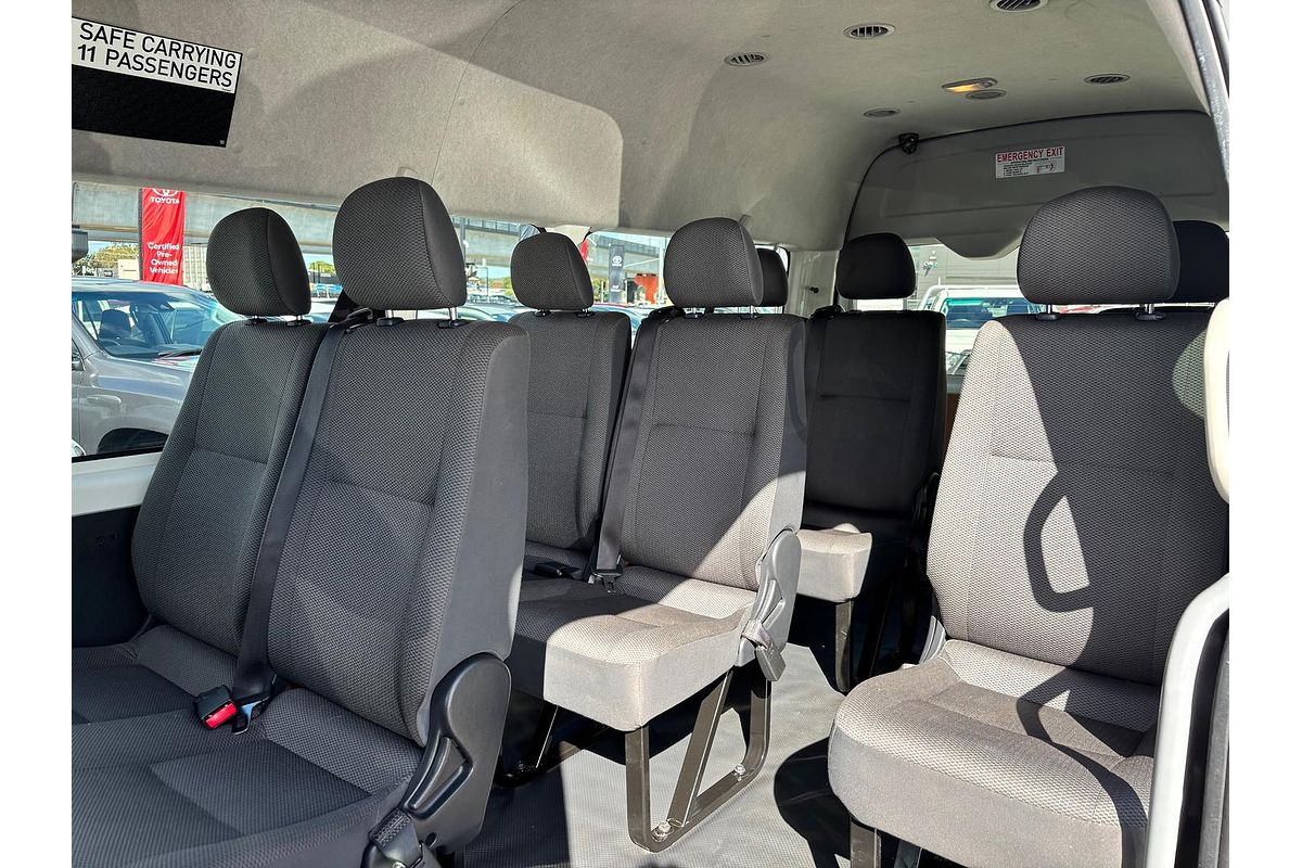 2017 Toyota Hiace Commuter KDH223R