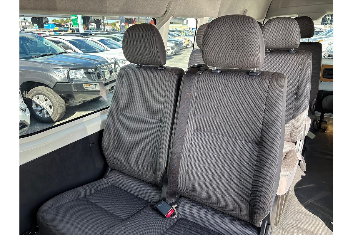 2017 Toyota Hiace Commuter KDH223R