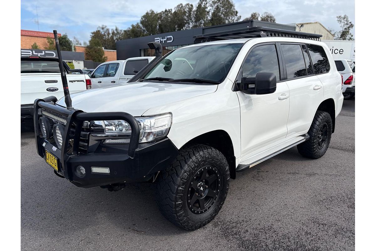 2017 Toyota Landcruiser GXL VDJ200R
