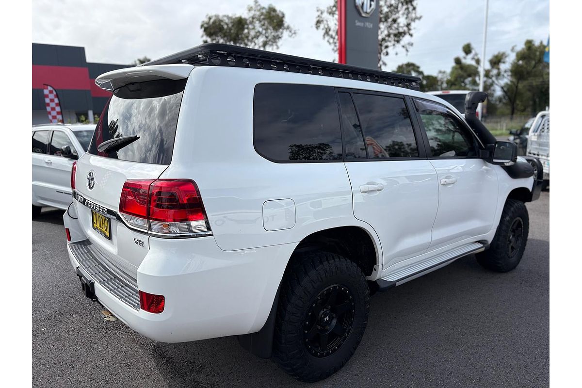2017 Toyota Landcruiser GXL VDJ200R