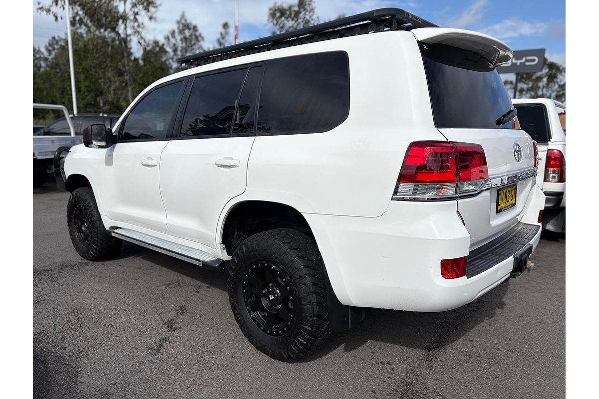 2017 Toyota Landcruiser GXL VDJ200R