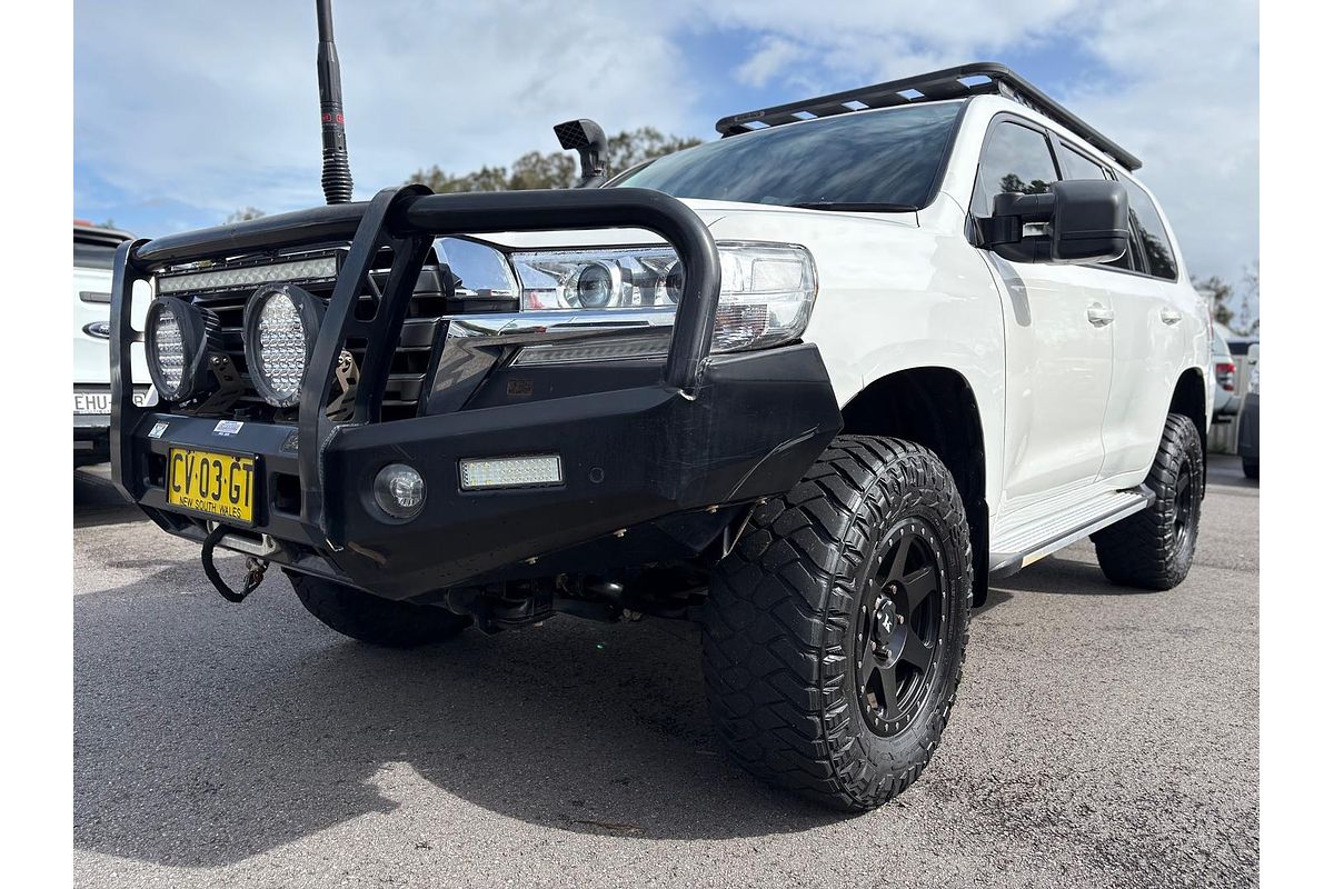 2017 Toyota Landcruiser GXL VDJ200R