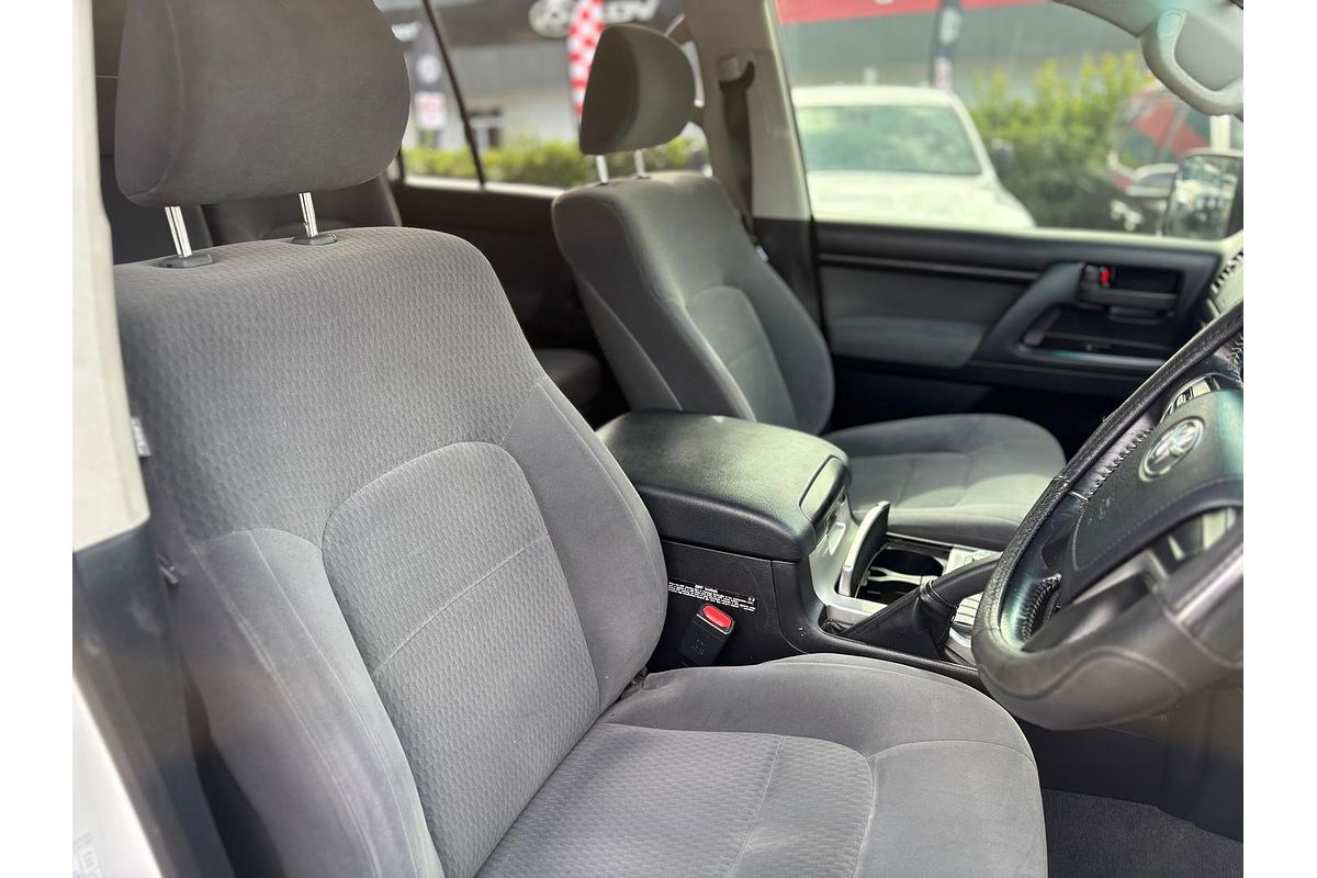2017 Toyota Landcruiser GXL VDJ200R