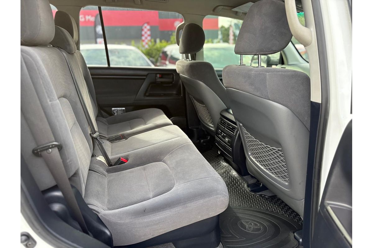 2017 Toyota Landcruiser GXL VDJ200R
