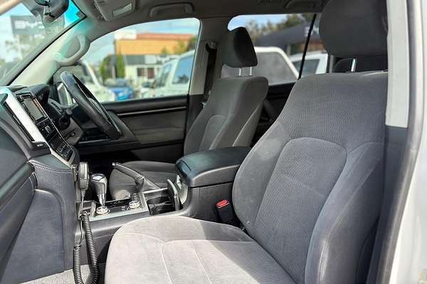 2017 Toyota Landcruiser GXL VDJ200R