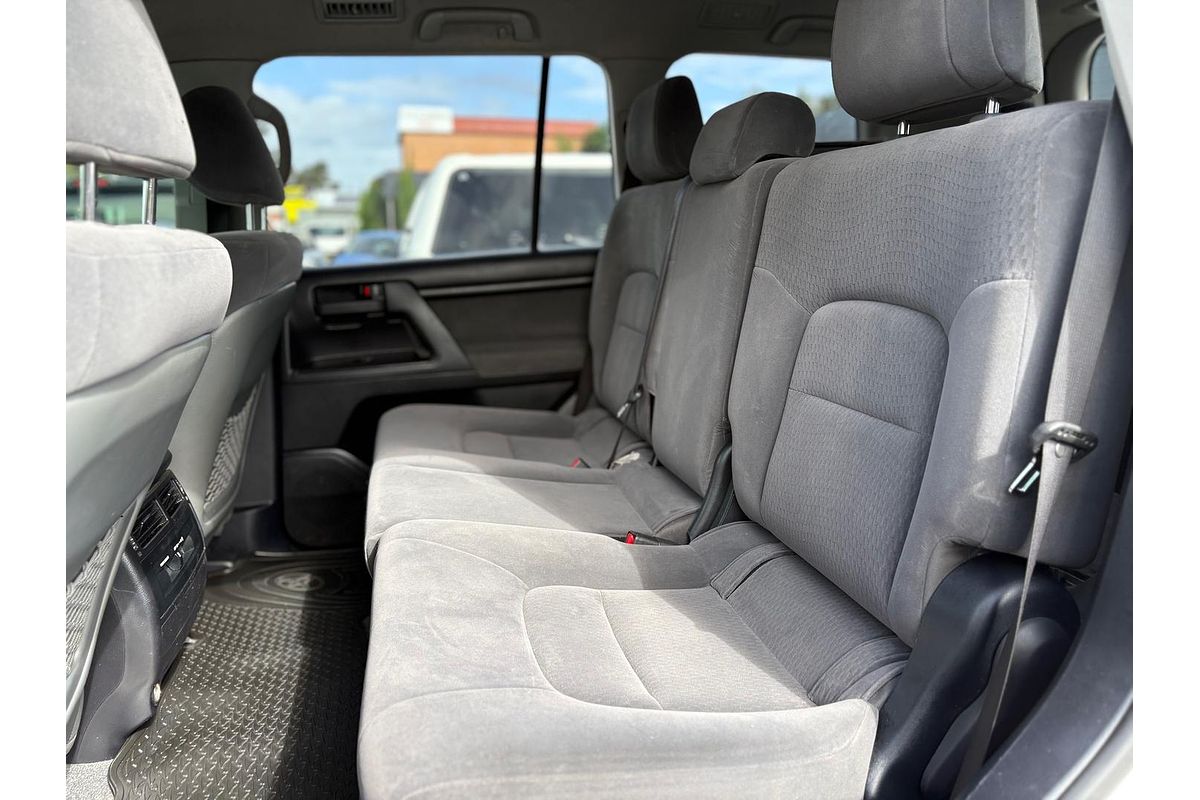 2017 Toyota Landcruiser GXL VDJ200R