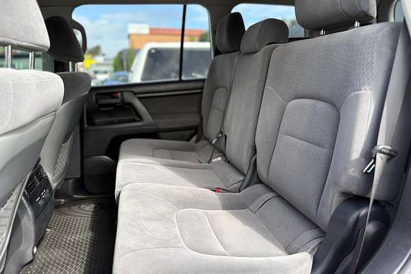 2017 Toyota Landcruiser GXL VDJ200R