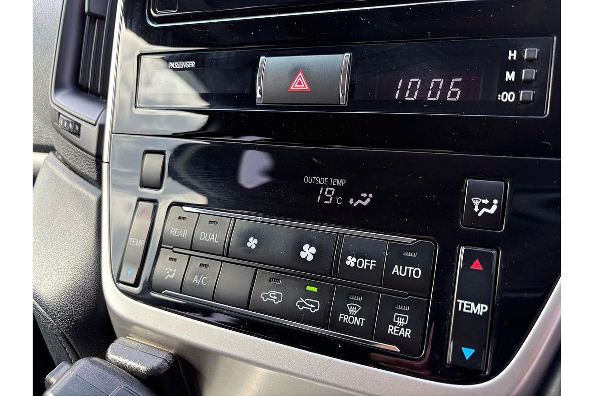 2017 Toyota Landcruiser GXL VDJ200R