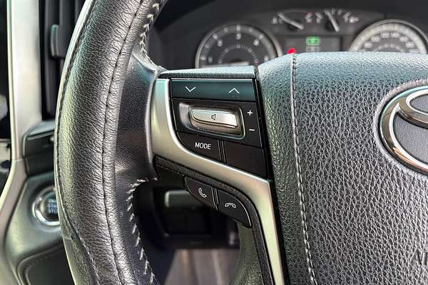 2017 Toyota Landcruiser GXL VDJ200R