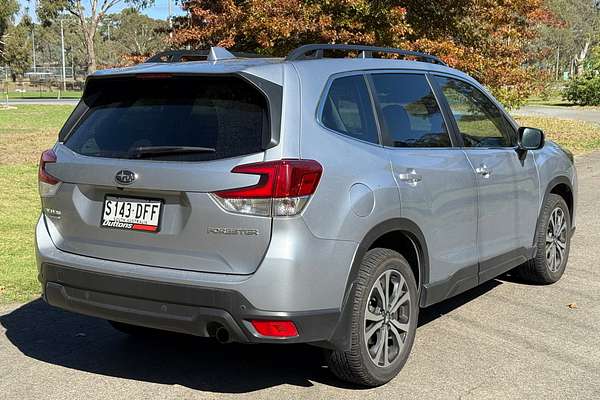 2021 Subaru Forester 2.5i Premium S5
