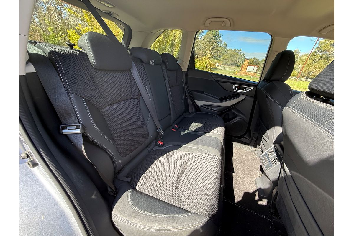 2021 Subaru Forester 2.5i Premium S5