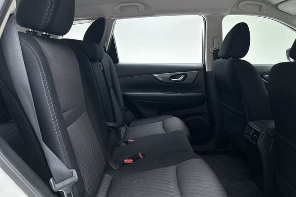 2022 Nissan X-TRAIL ST T32