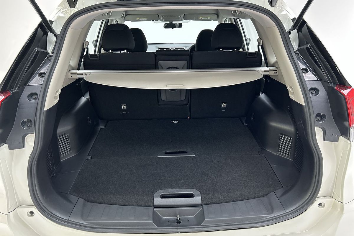 2022 Nissan X-TRAIL ST T32