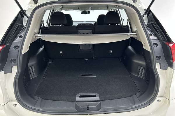2022 Nissan X-TRAIL ST T32