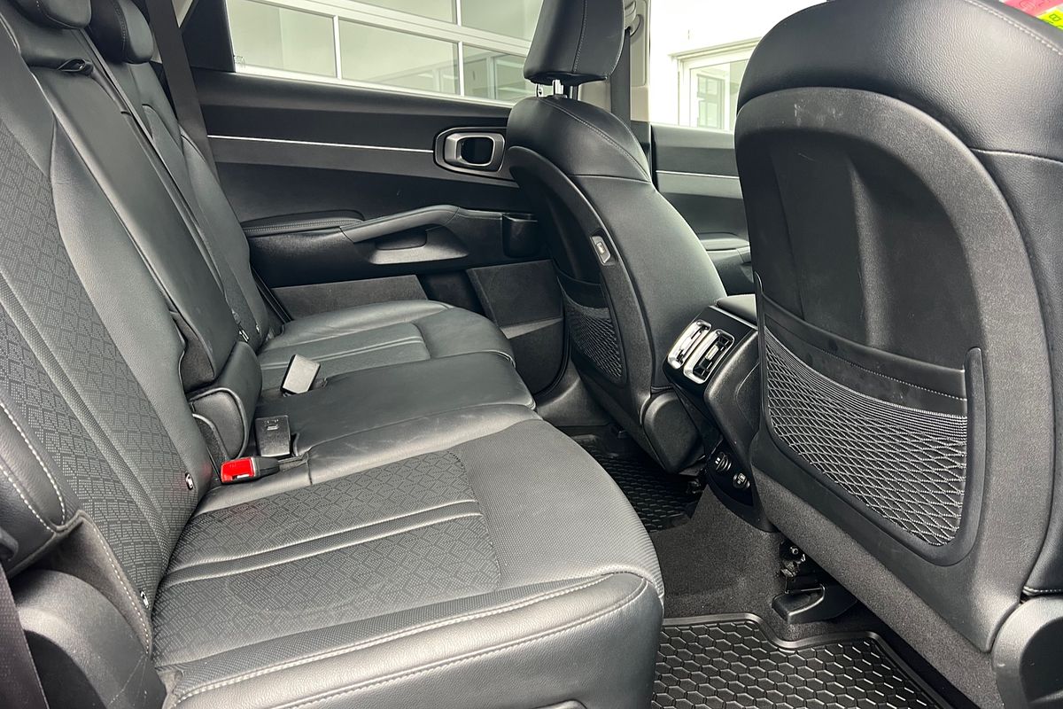 2023 Kia Sorento Sport+ MQ4