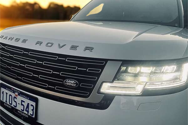 2022 Land Rover Range Rover D300 SE L460