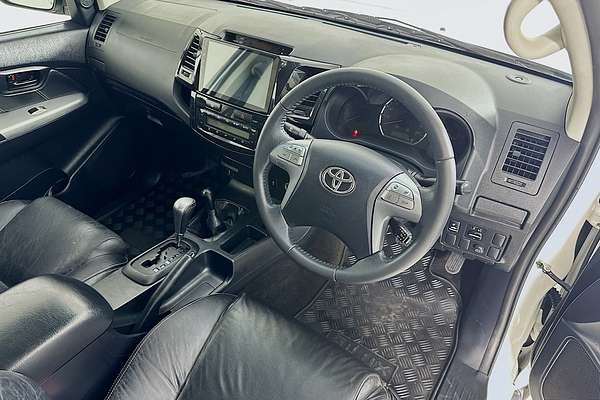 2014 Toyota Hilux SR5 KUN26R 4X4