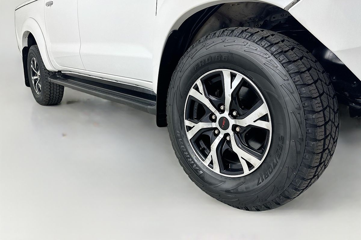 2014 Toyota Hilux SR5 KUN26R 4X4