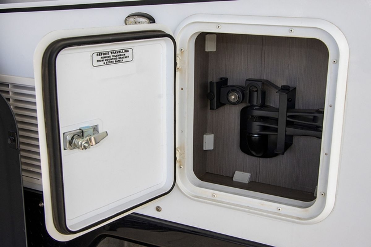 2022 Jayco SILVERLINE CARAVAN 21.65-3.OB.SL-MY22