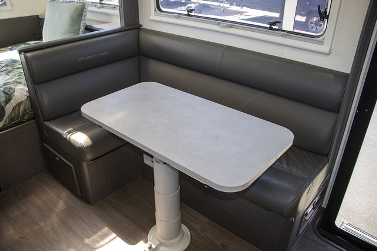 2018 Jayco ADVENTURER CARAVAN 16.50-3.18AV