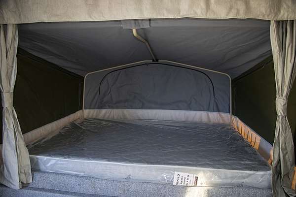 2025 Jayco LARK CAMPER OB.CP-MY25