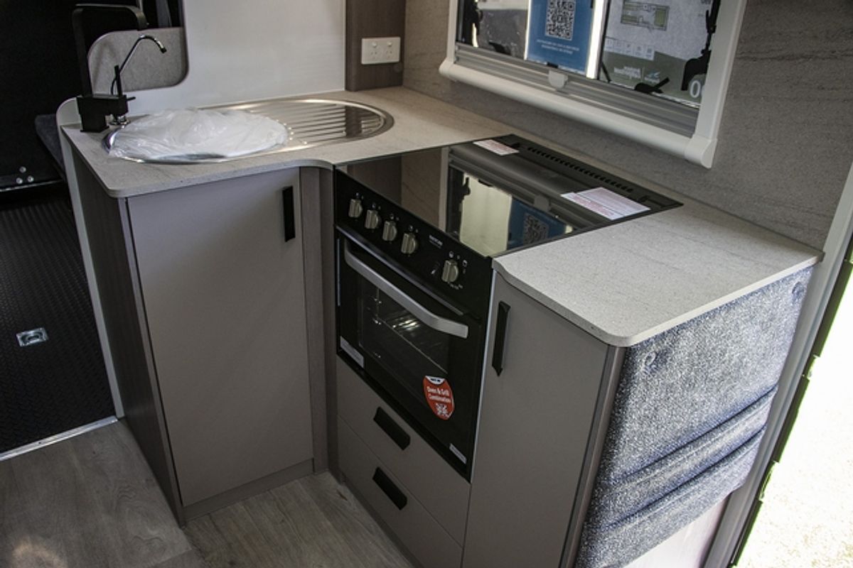 2025 Jayco BASE STATION CARAVAN 19.61-7.BS-MY24