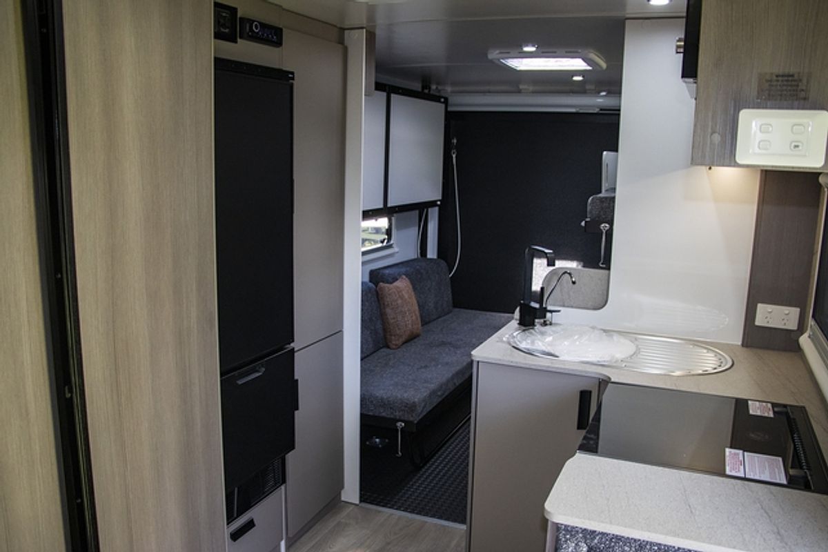 2025 Jayco BASE STATION CARAVAN 19.61-7.BS-MY24