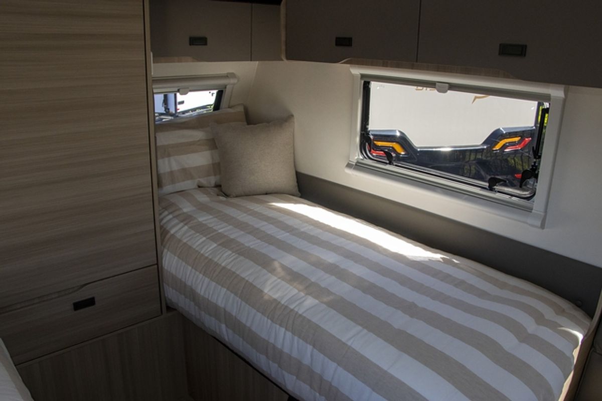 2025 Jayco DISCOVERY POPTOP 16.67-4.OB.DY-MY25