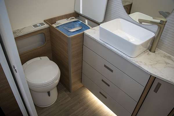 2025 Jayco SILVERLINE CARAVAN 21.65-3.SL-MY25