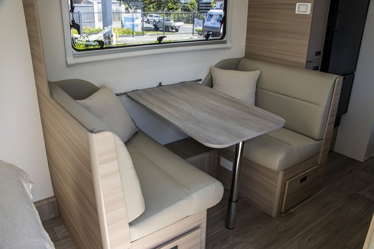 2025 Jayco DISCOVERY CARAVAN 22.68-1.OB.DY-MY25