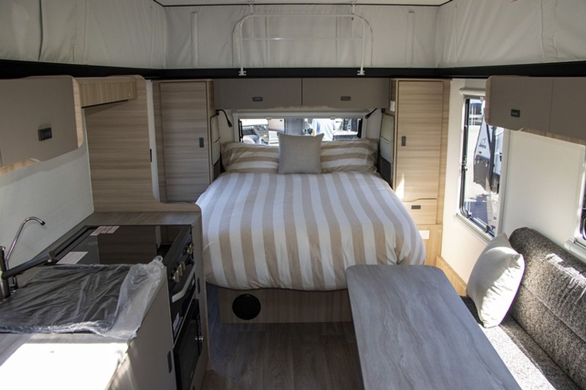 2025 Jayco DISCOVERY POPTOP 17.55-8.DY-MY25