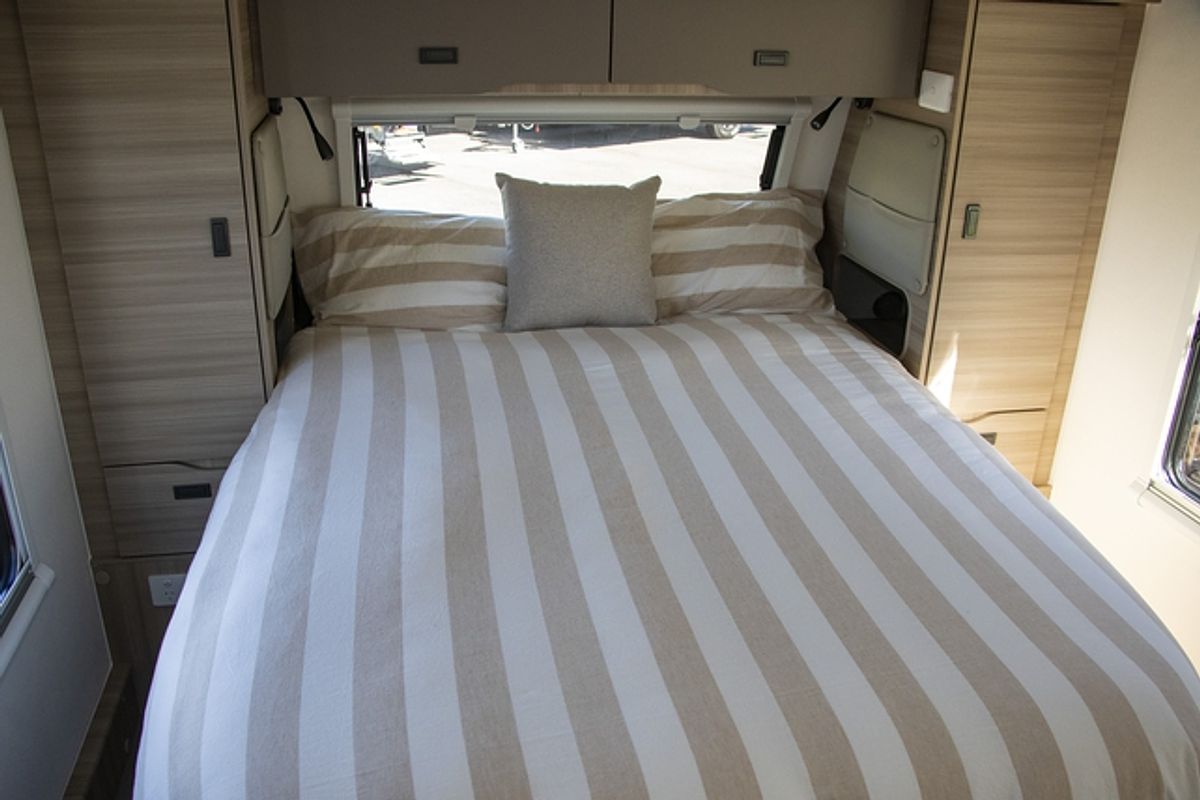 2025 Jayco DISCOVERY POPTOP 17.55-8.DY-MY25