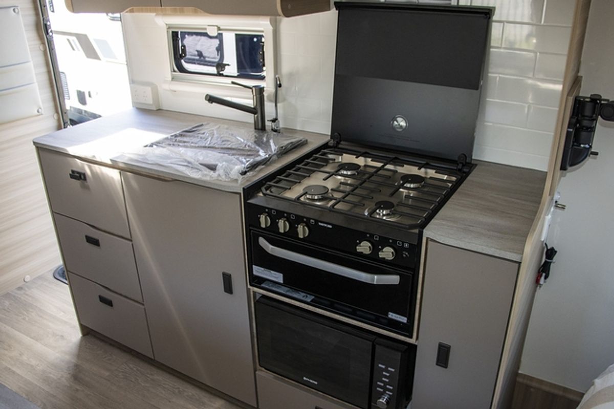 2025 Jayco DISCOVERY POPTOP 17.55-8.DY-MY25