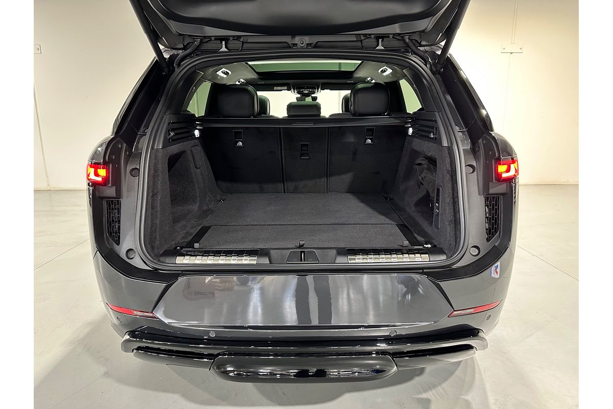 2025 Land Rover Range Rover Sport D300 Dynamic SE L461