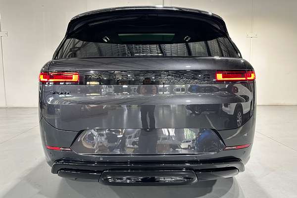 2025 Land Rover Range Rover Sport D300 Dynamic SE L461
