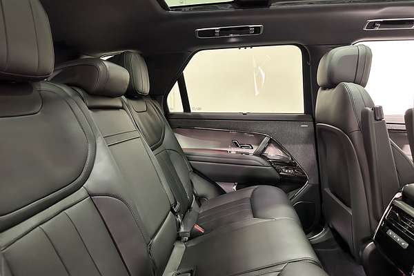 2025 Land Rover Range Rover Sport D300 Dynamic SE L461
