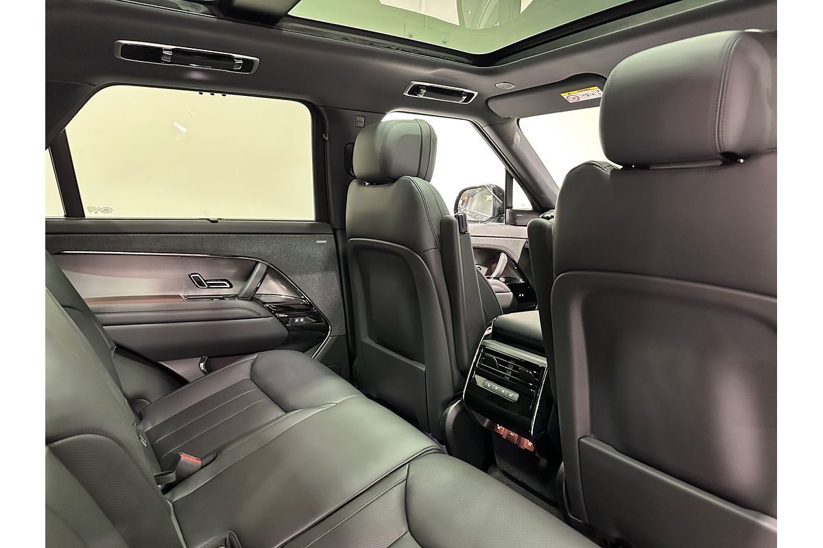 2025 Land Rover Range Rover Sport D300 Dynamic SE L461