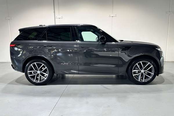 2025 Land Rover Range Rover Sport D300 Dynamic SE L461