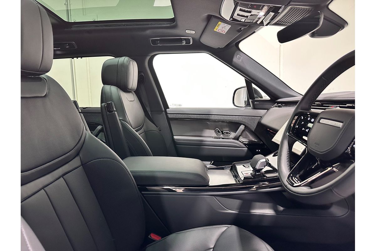 2025 Land Rover Range Rover Sport D300 Dynamic SE L461